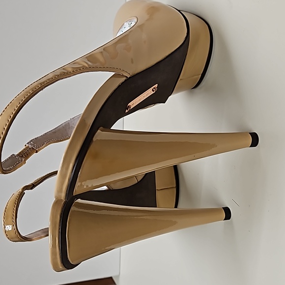 NWOT STEVEN BY STEVE MADDEN Platform Heels - Picture 11 of 11